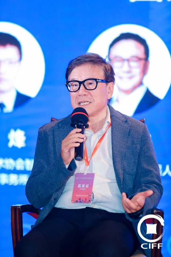 宽资本关新:在数字化进程中,数据确权问题尤为重要且复杂