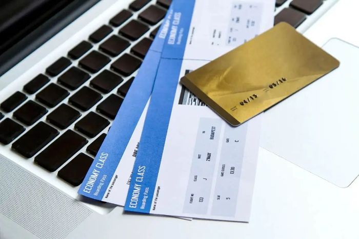 上网“哭穷”的年轻人,买到低价机票了吗?