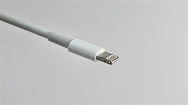 Lightning退出舞台!充电口迎来大一统时代