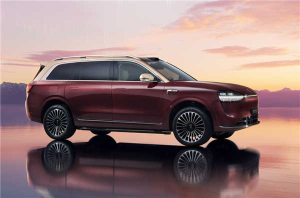 50万以上销冠 新款问界M9官图发布:多项重磅升级价格要涨