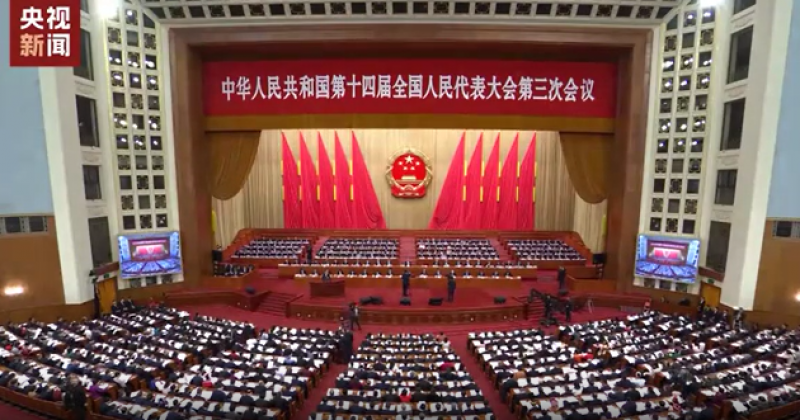 “坚持在发展中化债、在化债中发展”,2025政府工作报告解读:稳妥化解地方政府债务风险|两会时间