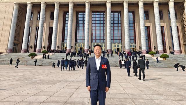 全国人大代表何小鹏:建议加快修订道法,明确智能驾驶汽车事故责任划分