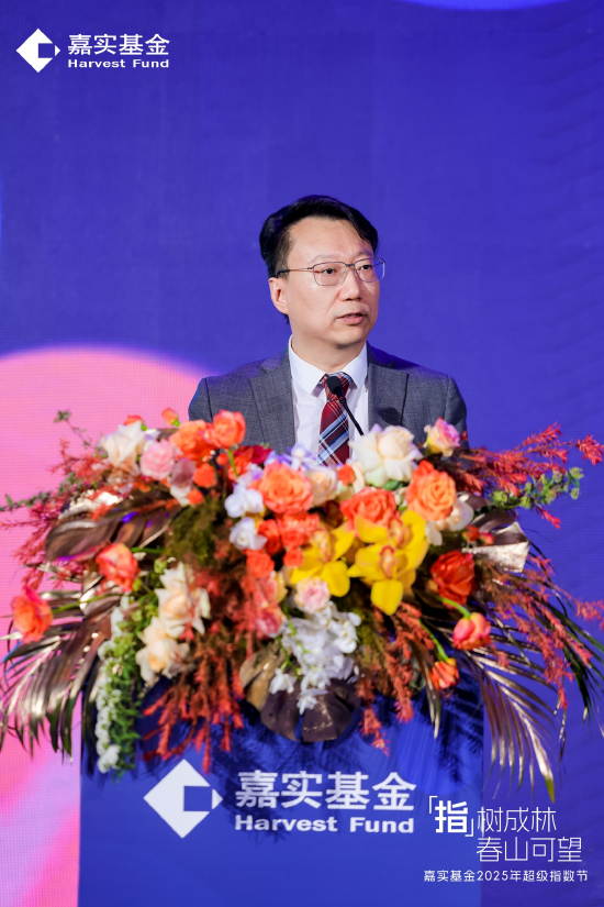 嘉实基金副总经理鲁令飞:未来标准化ETF产品或成“账户基石”,与固收产品并驾齐驱