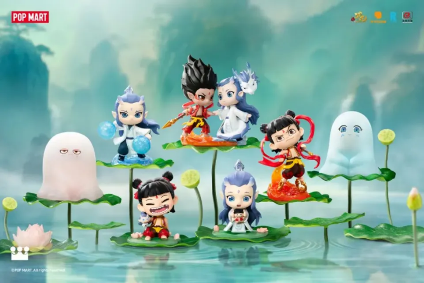 泡泡玛特重回股价巅峰、老铺黄金爆火:年轻人“带飞”消费股