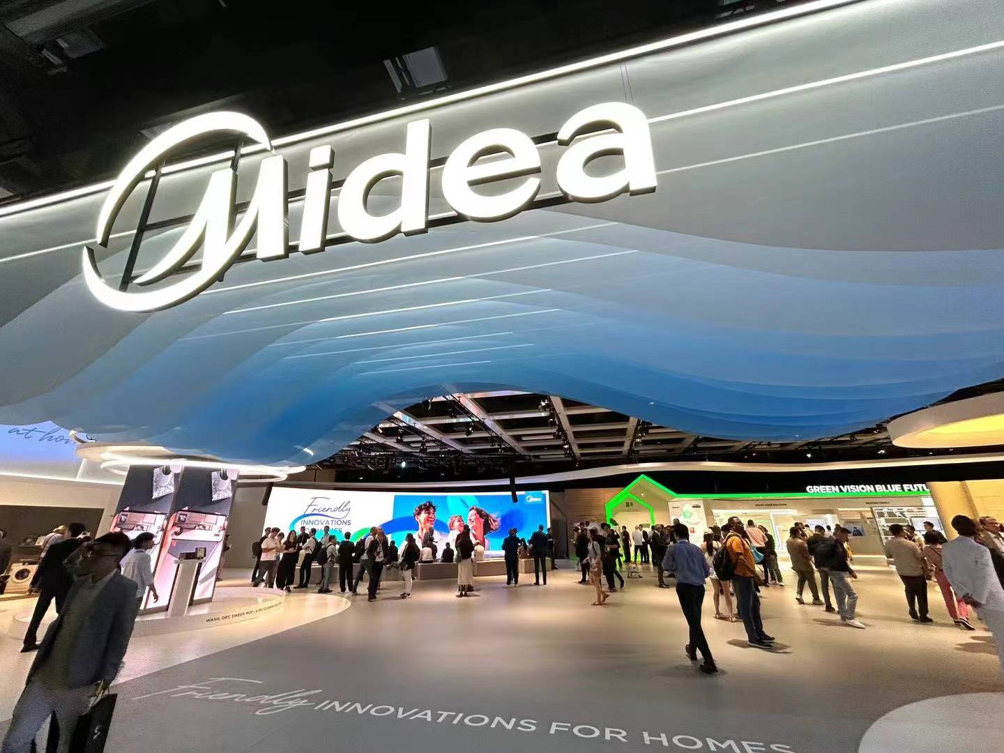 美的业绩会回应关税影响：美国市场收入占比很低