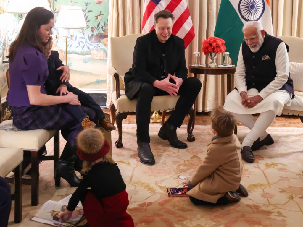 马斯克“后宫宇宙”大揭密：在线选妃，付钱生子，内务总管“打包善后”