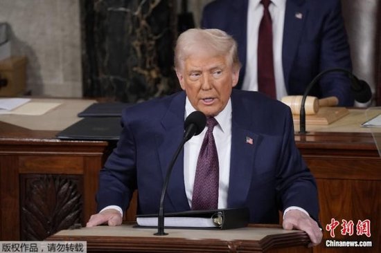 乌克兰危机从“24小时解决”变一拖再拖,美国踢到钢板了?