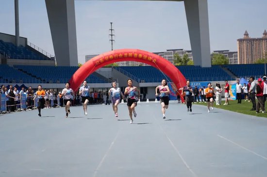 国联民生在江苏省证券业协会首届运动会上勇夺桂冠!