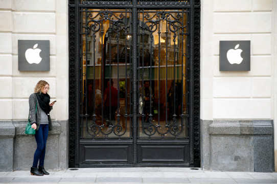 特朗普关税阴影下,欧盟对美国科技巨头开出巨额罚单释放什么信号