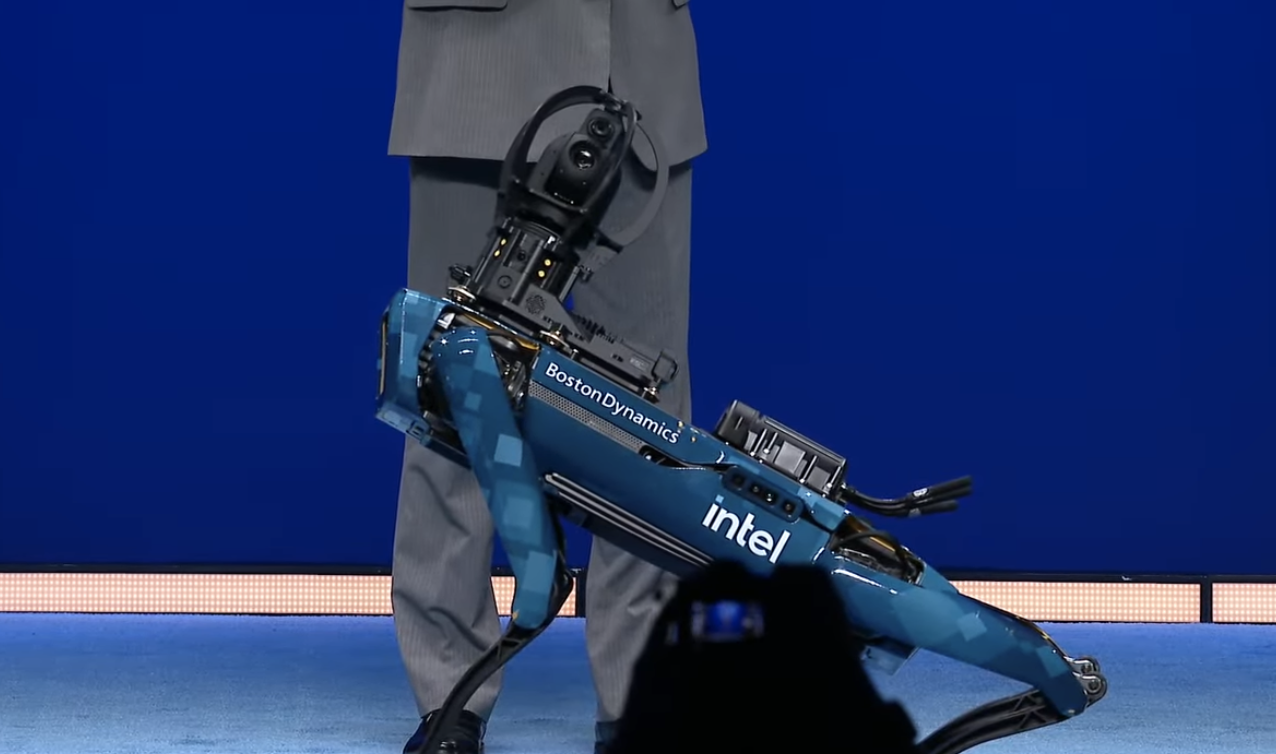 英特尔更新晶圆代工路线图:18A制程今年量产 14A也有新进展