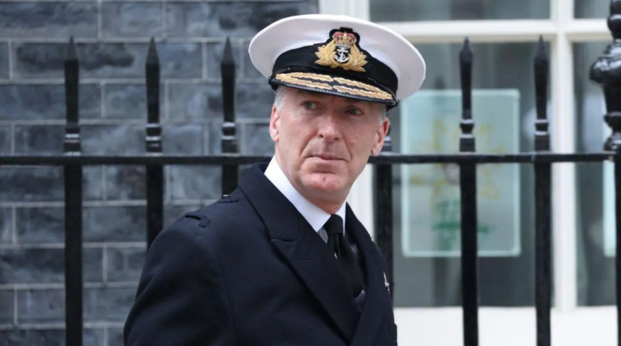 英媒:英国提议向乌派遣6.4万士兵,欧洲各国表示不可能,“连2.5万人都难凑齐”