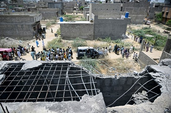 印巴冲突进一步升级 无人机与导弹接连被击落