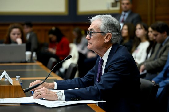 鲍威尔稳获国会支持 许多议员忌惮总统权力过大