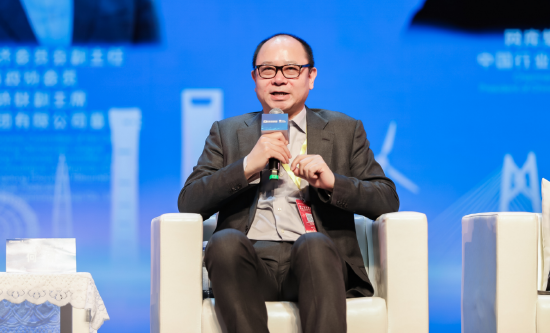 《财经》杂志何刚：活得长久的企业通常有三个共性