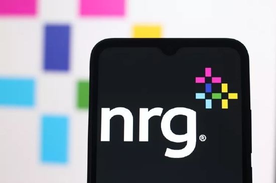 NRG能源公司股价飙升25%，第一季度业绩轻松超出预期