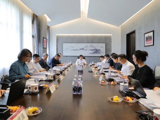 华致酒行召开2024年度股东会暨投资者交流会 吴向东：华致酒行必将再次突围重生，续写新篇