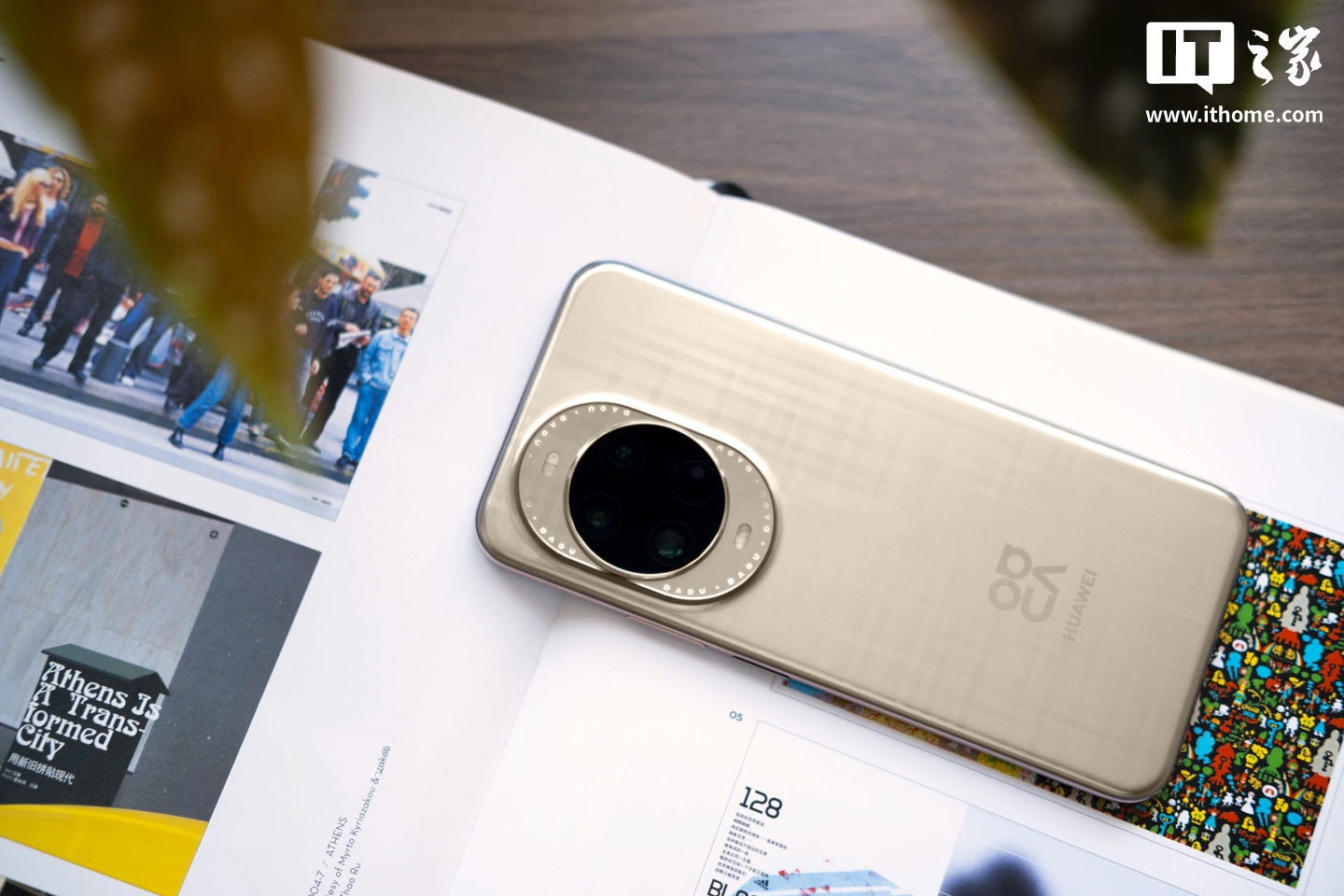 【IT之家图赏】华为 nova 14 Ultra 实拍：全新星耀环、经典格纹，一眼吸金