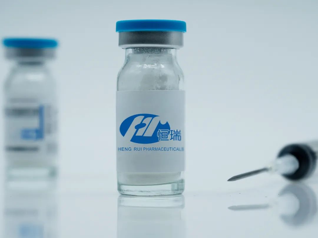 3600亿巨头再敲钟，要保“王冠”