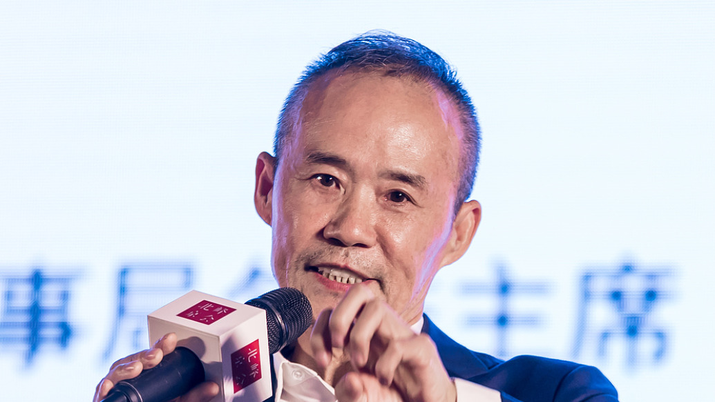 王石：正尝试和万科决策层建立联系，为万科平稳过渡尽所能