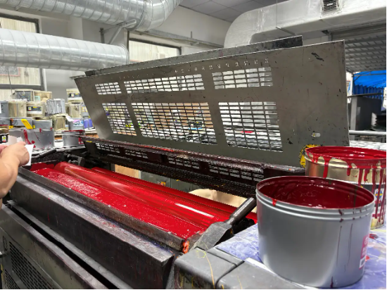 重生的TA | 包装业“卷无可卷”？5人组滴滴车队找客户！