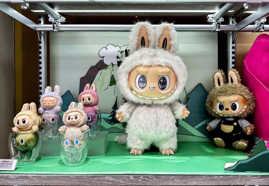 LABUBU一只难求!中国潮玩,何以潮向世界?
