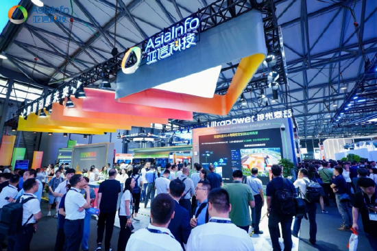 亚信科技亮相2025MWC上海展 “科技交响”预见数智未来