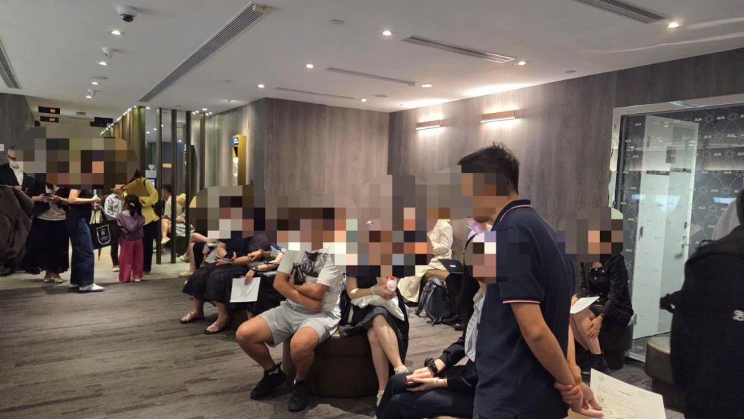 “VIP室天天爆满,早上尤其夸张!”香港保险代理人忙到飞起,7%预期收益率还剩最后一周,内客下单激增