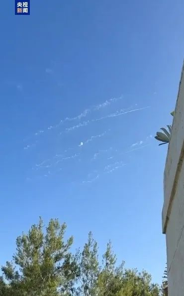 反击！大量无人机飞向以色列！