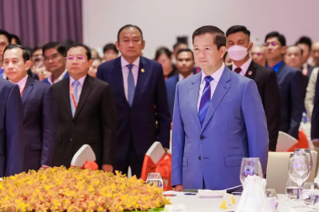 湄公河畔数智和鸣｜用友亮相柬埔寨投资盛会暨首相晚宴，共谱中柬发展新韵