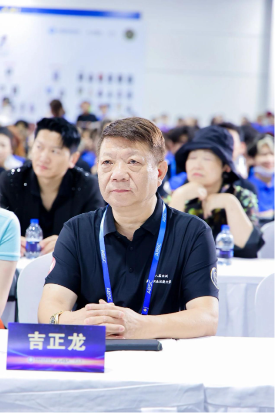 登顶亚洲!欧曼谛闪耀第十八届亚洲美业职业技能大赛,斩获14金22银