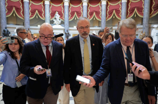 华府最核心：“大而美法案”的小故事