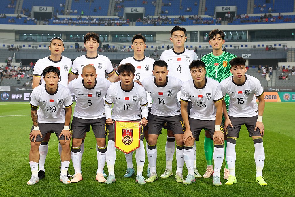 东亚杯首战国足0比3不敌韩国,对阵韩国六连败且一球未进