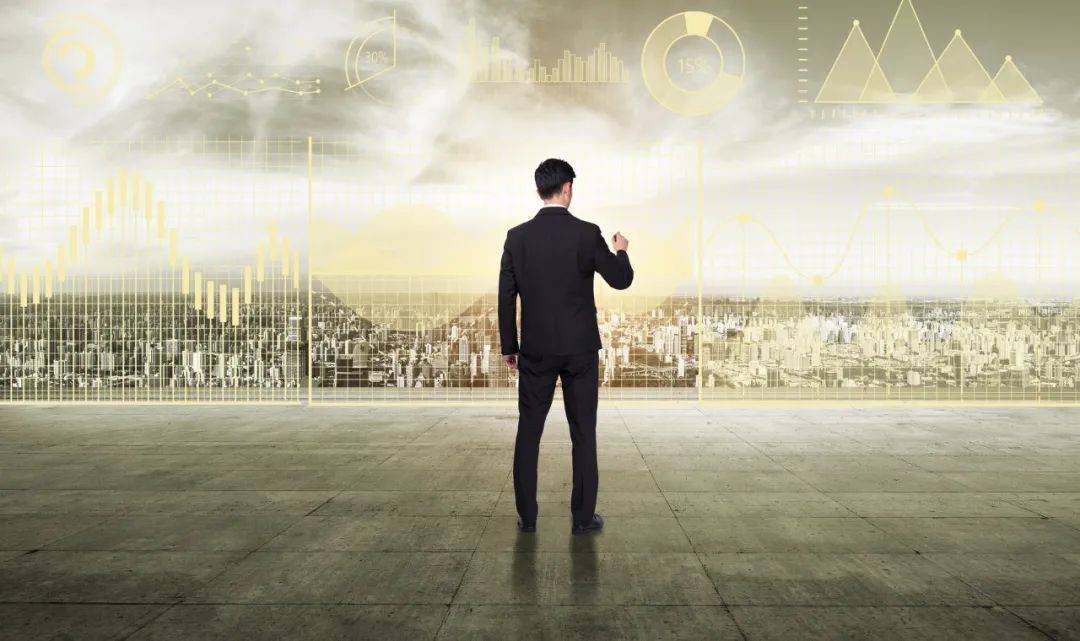 买入泡泡玛特、老铺黄金的冠军基金经理卸任，南方基金利润反超华夏基金成行业第二