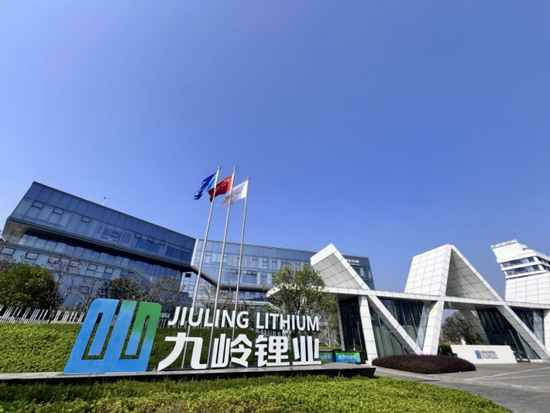 “家里有矿”的江西“85后”三年奋战IPO！