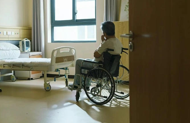 重疾险莫玩“白马非马”式文字游戏