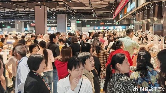 洋山姆失控塌房，国民永辉主场接盘