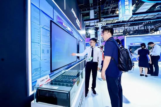 2025世界人工智能大会｜中国铁塔展示“AI+行业应用”亮点特色