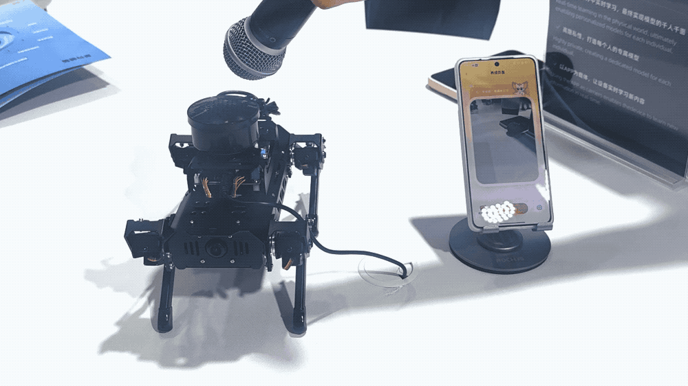 人工智能大会彻底引爆!展区水泄不通,门票炒到2000多,暴走3万步带来最全看点