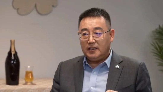 “回本根本无望！” 金沙酒业坑惨经销商，双品牌战略失效 | 酒业内参