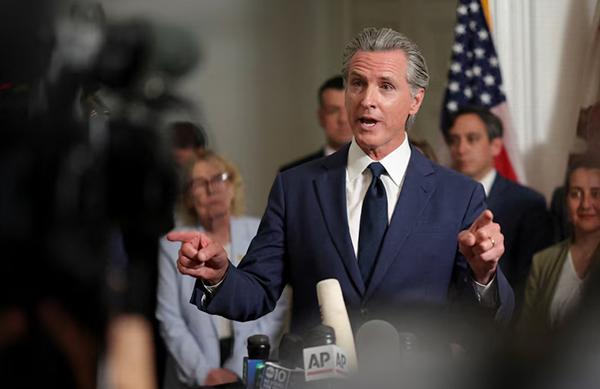 特朗普向UCLA索要10亿美元和解金，加州州长：这是政治敲诈，不会低头