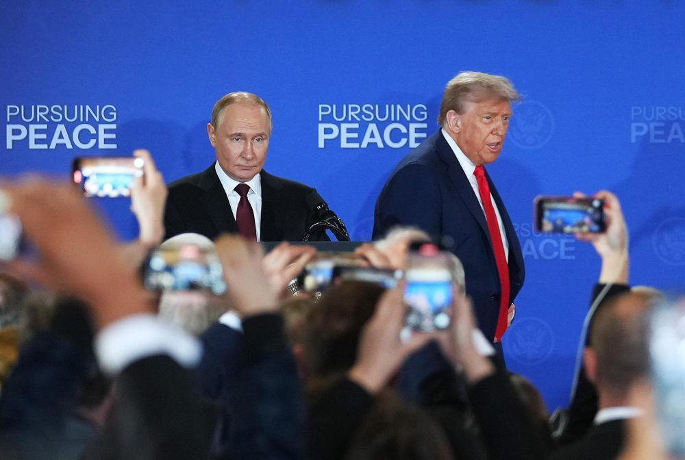 “特普会”机密文件，被酒店打印机泄露