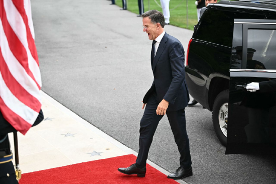 欧洲领导人抵达白宫，即将与特朗普举行多边会谈