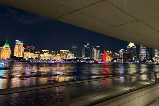 “00后”勇闯牛市!辞职All in、跟风入场、同学一起炒……赚钱就是“股神”