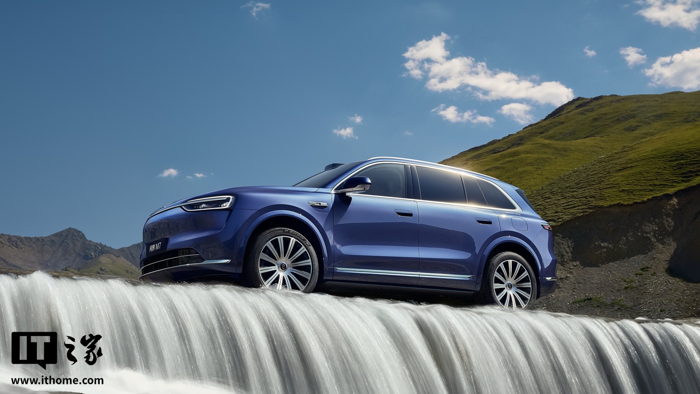 计划有变：鸿蒙智行全新问界 M7 汽车 9 月 4 日开启小订