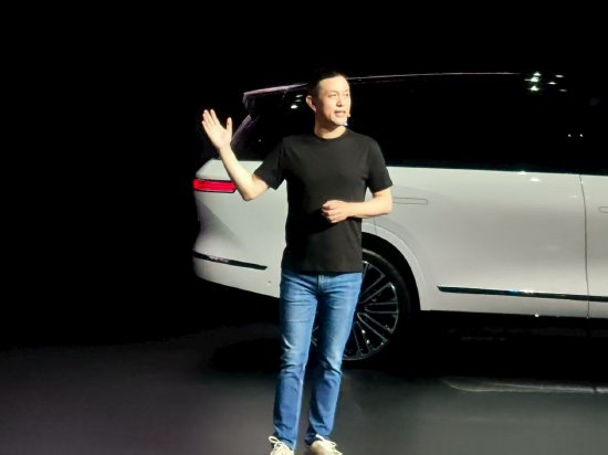 蔚来发布全新ES8，李斌感谢所有用户