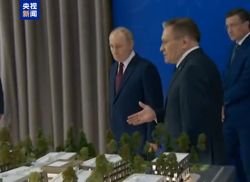 普京：俄美关系出现曙光 期待与华盛顿全面恢复关系