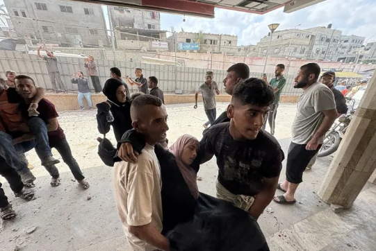 以色列空袭加沙医院 至少20人遇难