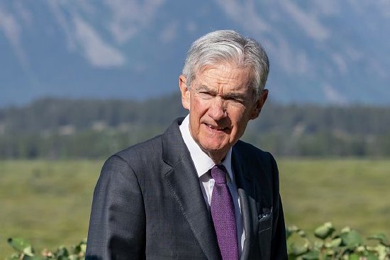 特朗普争夺美联储主导权背后 隐藏着一盘危险的债务棋局