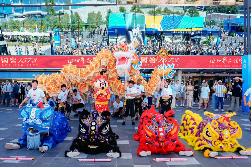 上半年营收164.54亿元！泸州老窖稳健应对周期，高股息与数字化转型成焦点