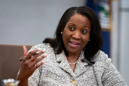 近600位经济学家联署公开信声援库克 呼吁捍卫美联储独立性